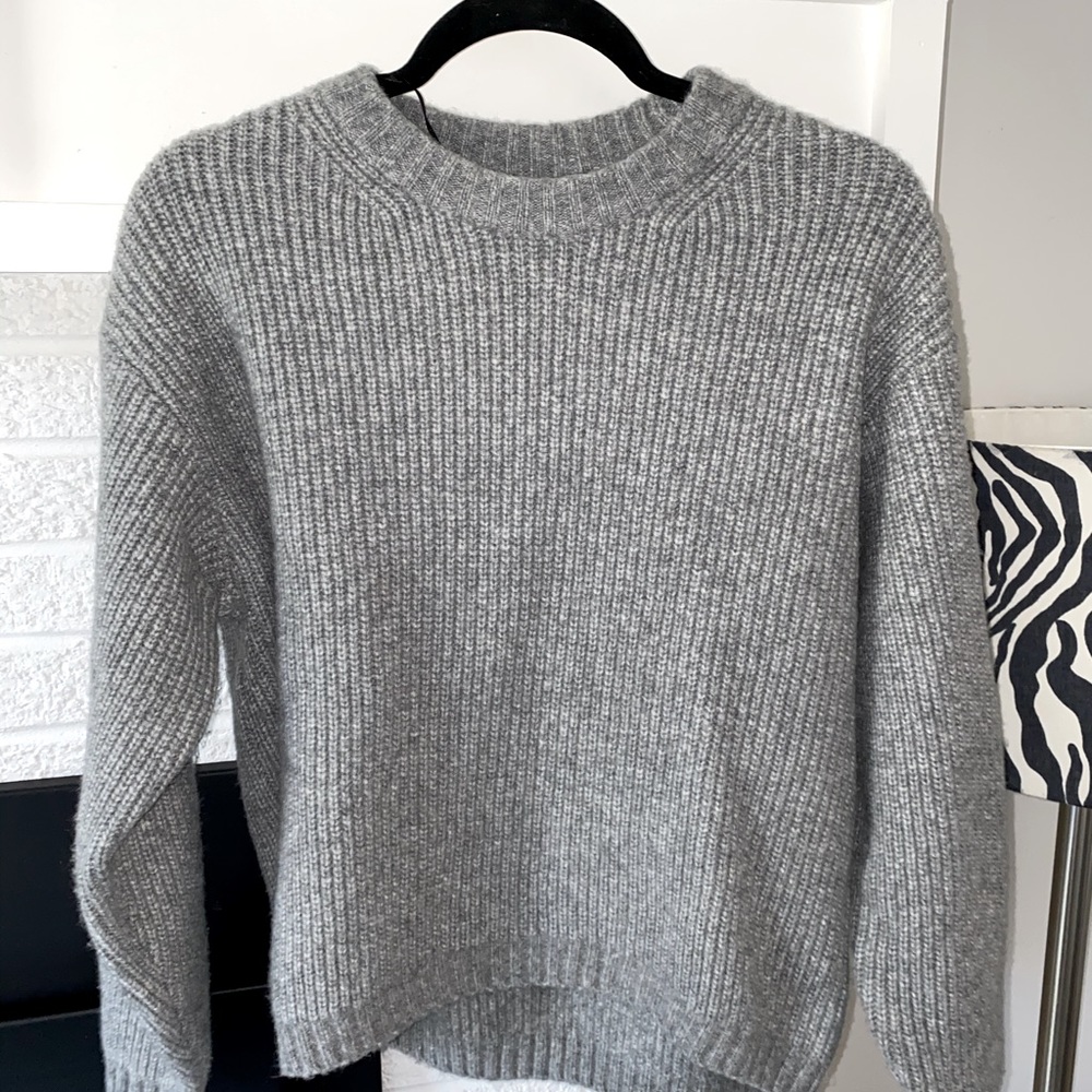 H&M Grey Sweater!!